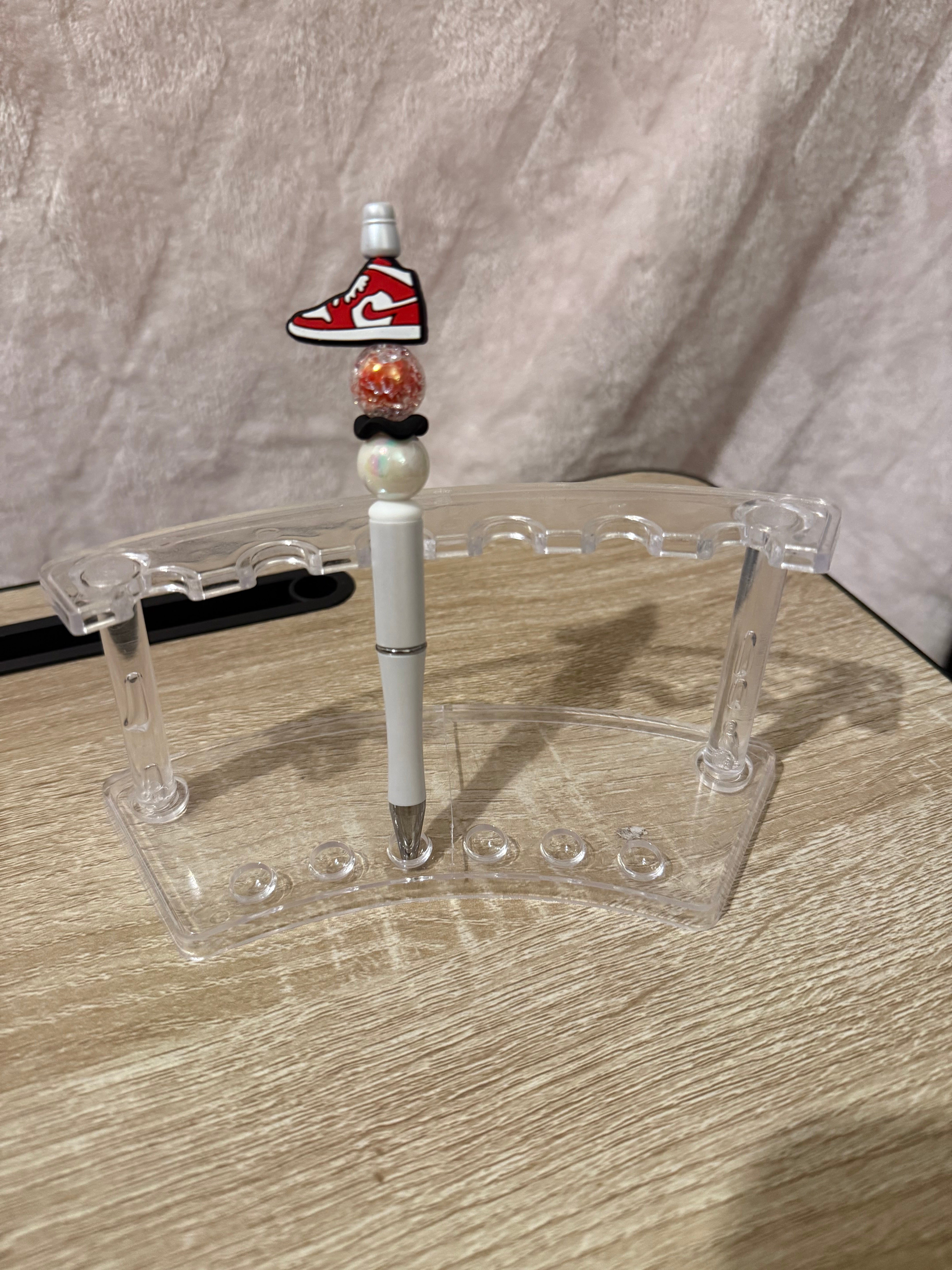 White “Trainer” Focal Pen