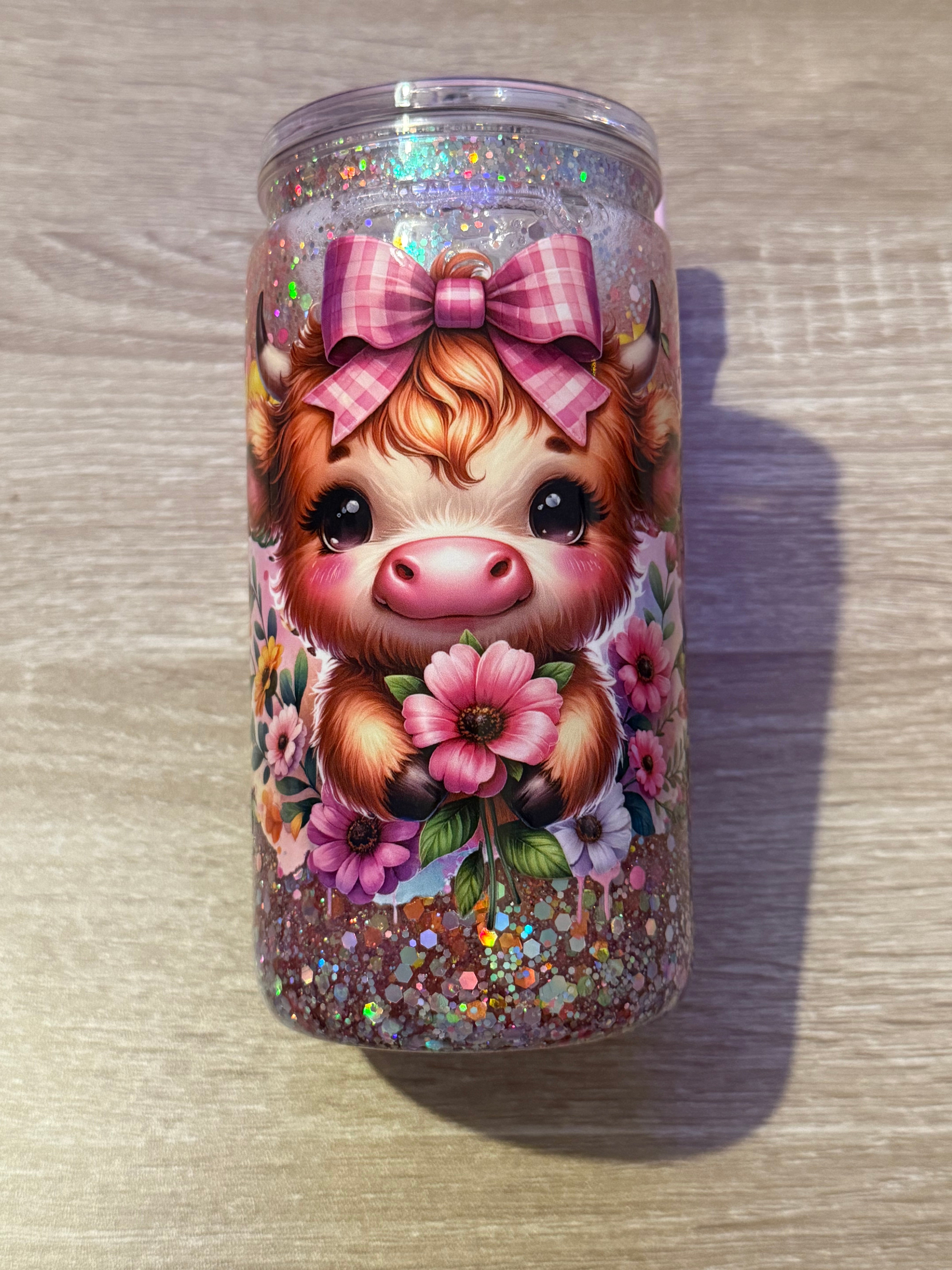 16oz “Highland Cow” Snow Globe Cup