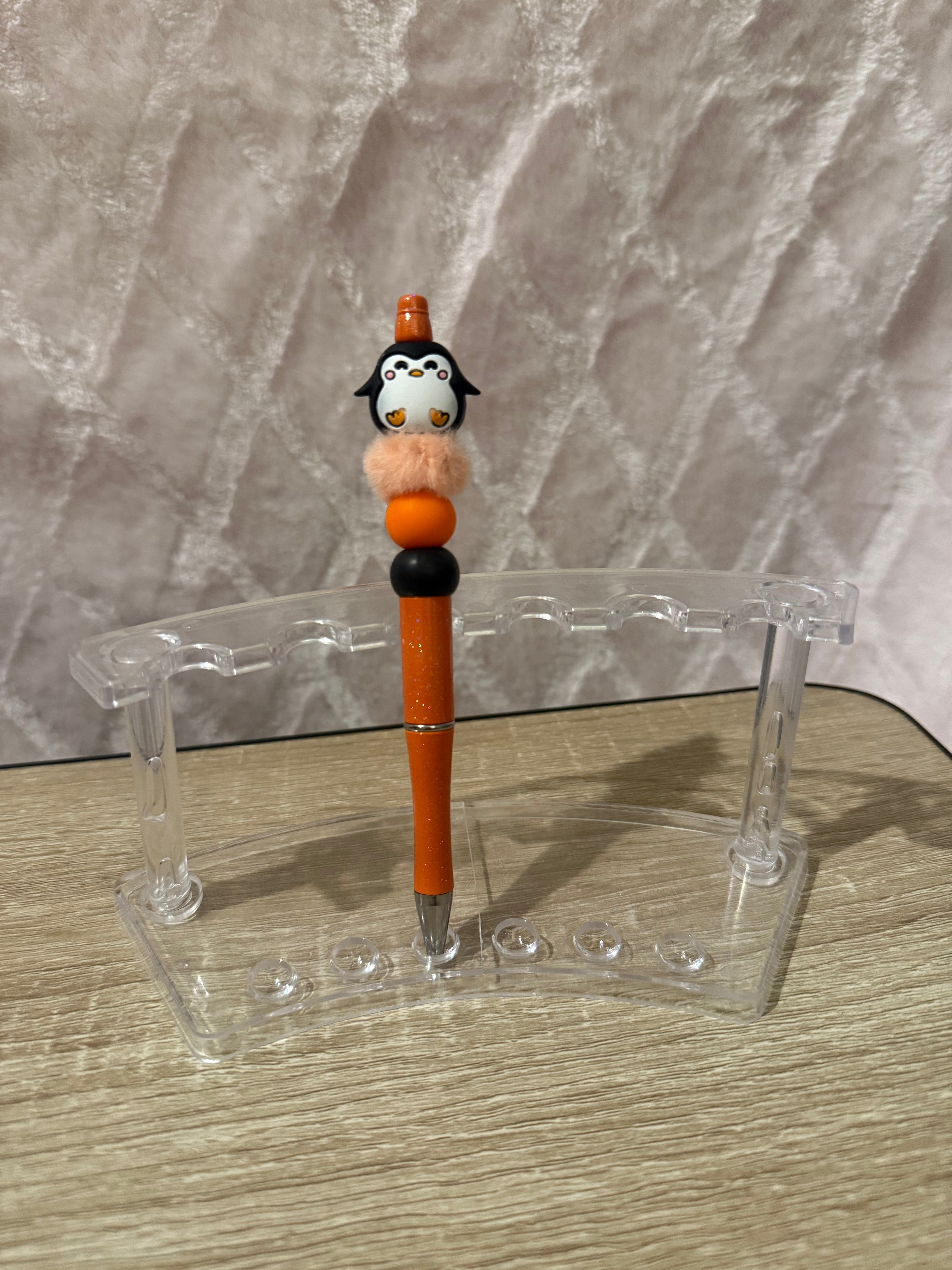 “Penguin” Focal Pen