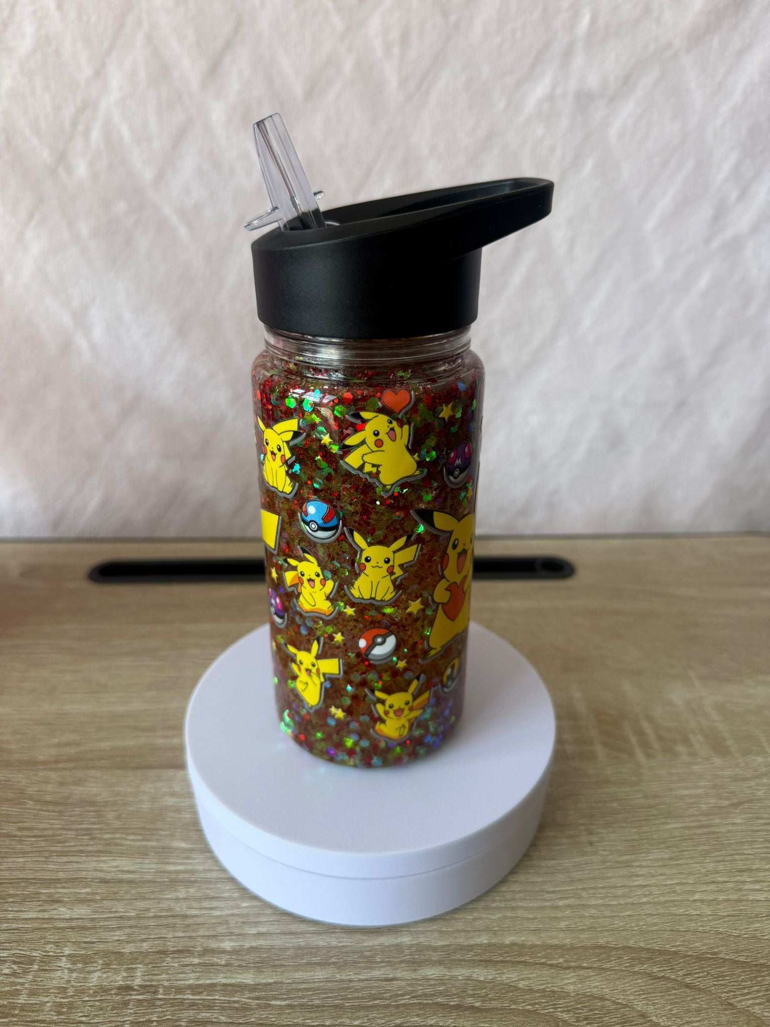 10oz Kids Snowglobe Water Bottle – Pikachu Wrap