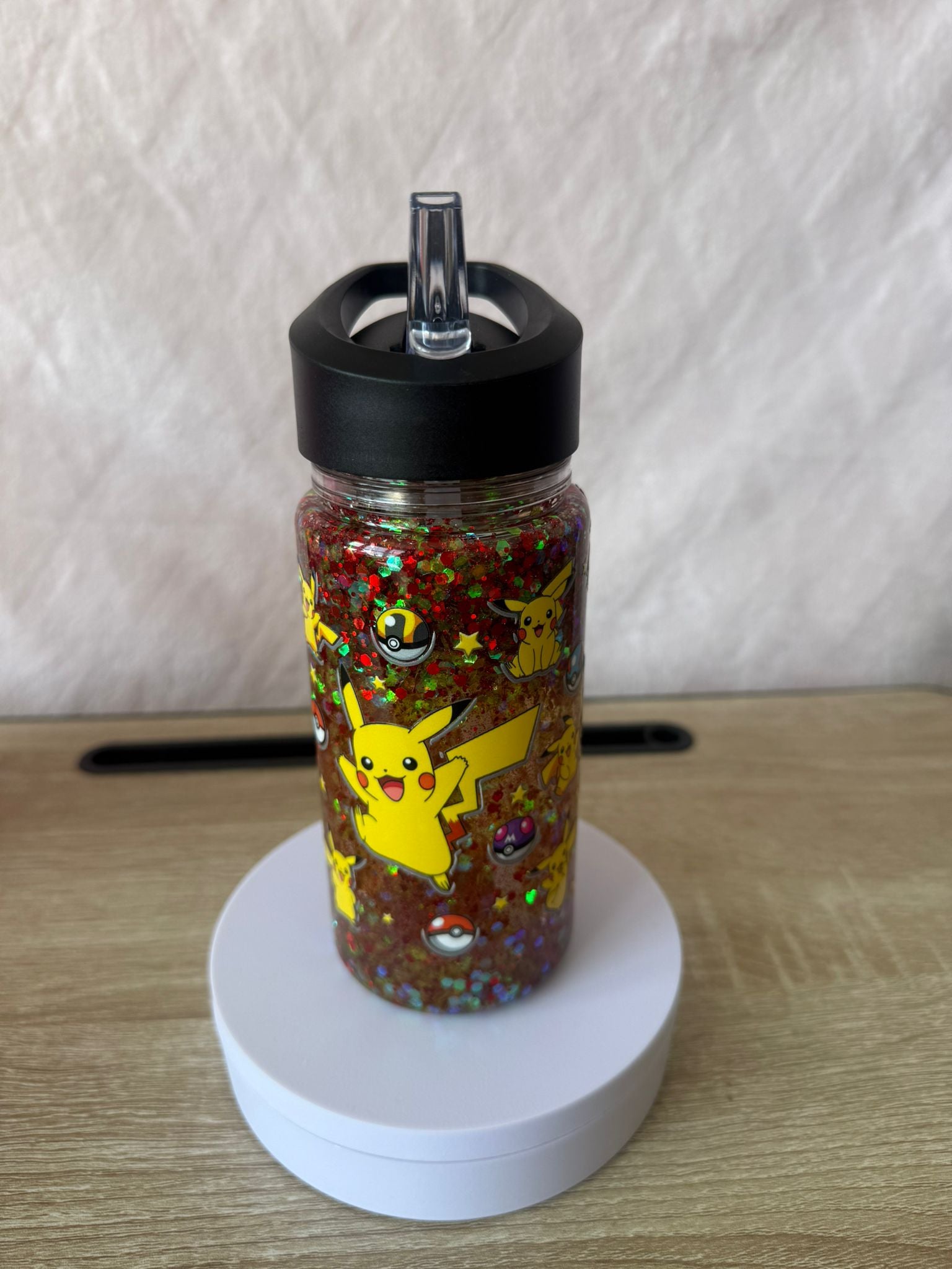 10oz Kids Snowglobe Water Bottle – Pikachu Wrap