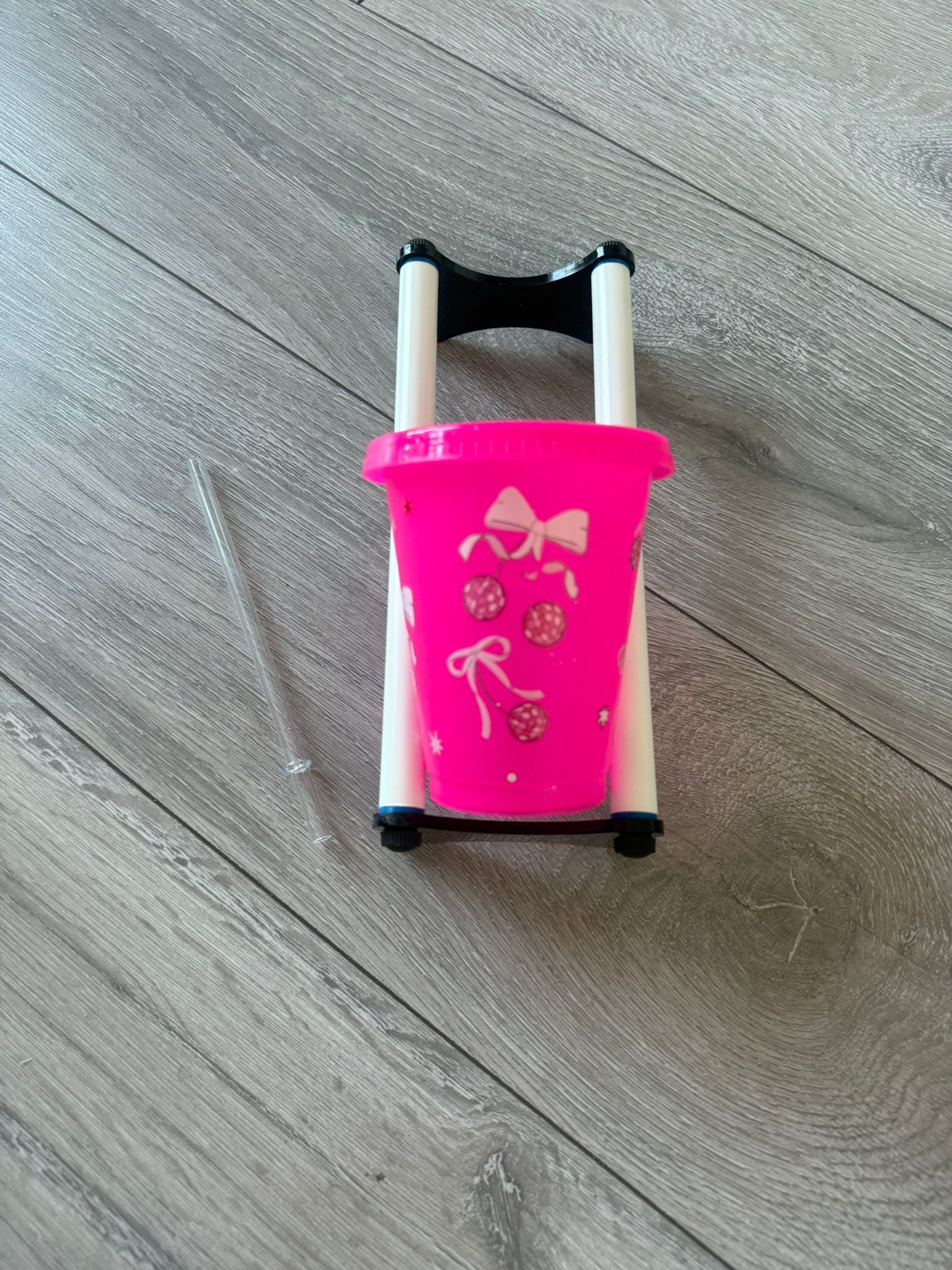 16oz Bows and Glitter Balls Cold Cup