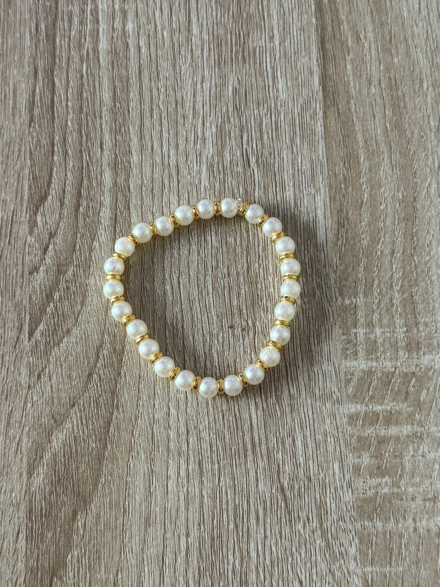 White Pearl with Gold Spacers Beaded Bracelet (Extra Large - 18cm)