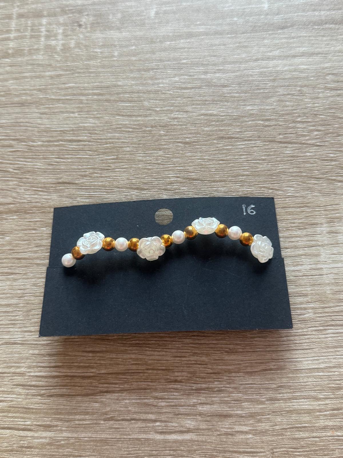 Small Pearl & Gold Beaded Bracelet with Pearl Roses Details (Medium - 16cm)