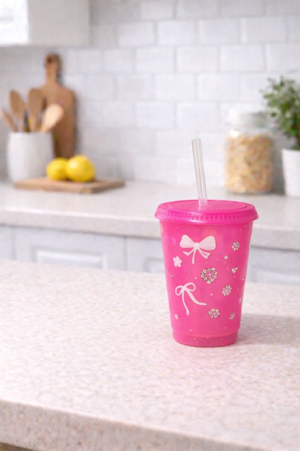 16oz Bows and Glitter Balls Cold Cup